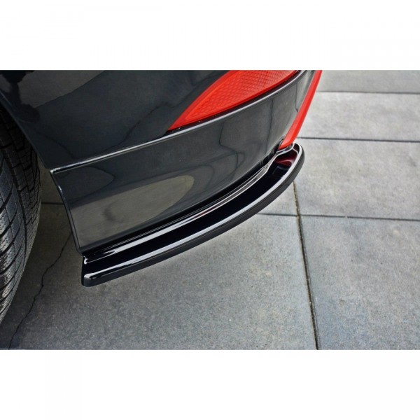 Heck Ansatz Flaps Diffusor für Ford Focus ST-Line Mk3 FL schwarz Hochglanz