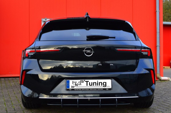 Gefräßte Heckansatz in perfekter Race Track Optik aus ABS