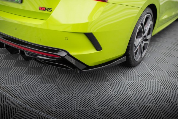 Heck Ansatz Flaps Diffusor V.4 für Skoda Octavia RS Mk4 schwarz Hochglanz