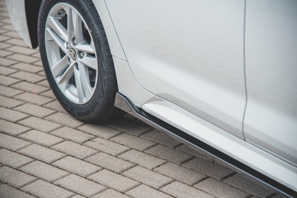 Seitenschweller Ansatz für Toyota Corolla XII Touring Sports schwarz Hochglanz