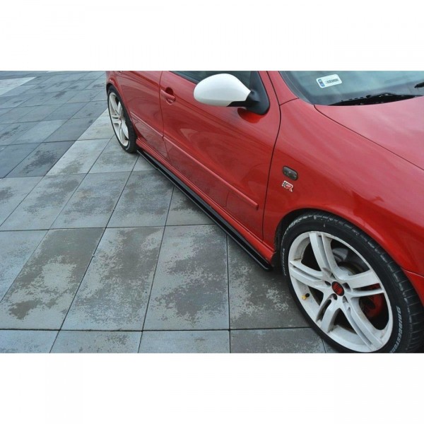 Seitenschweller Ansatz für Seat Leon Mk1 Cupra schwarz Hochglanz