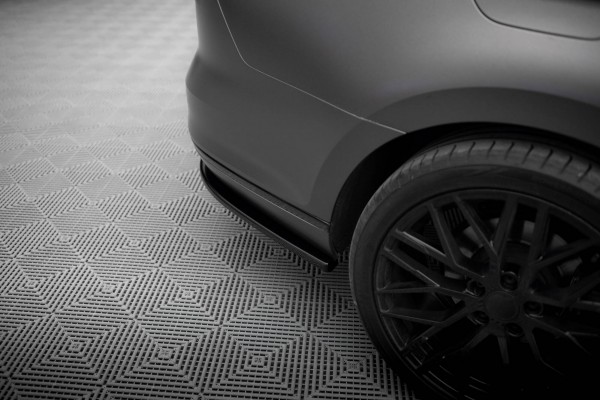 Mittlerer Diffusor Heck Ansatz DTM Look für Volkswagen Passat R-Line B8 schwarz Hochglanz