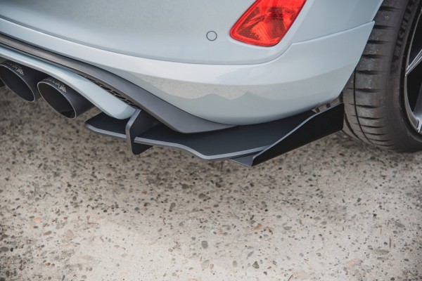 Robuste Racing Diffusor Heck Ansatz +Flaps für Ford Fiesta Mk8 ST schwarz Hochglanz