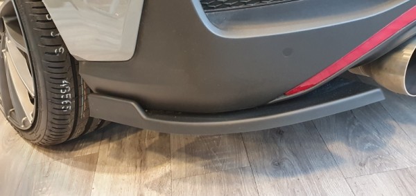 Heckansatz Seitenteile aus ABS, mit Seitlichen Flaps hochglanz schwarz Hyundai i30 Fastback N ab Bj.