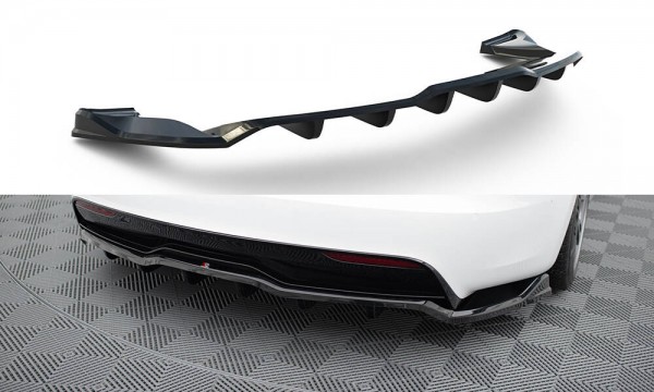 Hinten Splitter (mit einem vertikalem balken) V.1 für Tesla Model S Plaid Mk1 Facelift schwarz Hochg